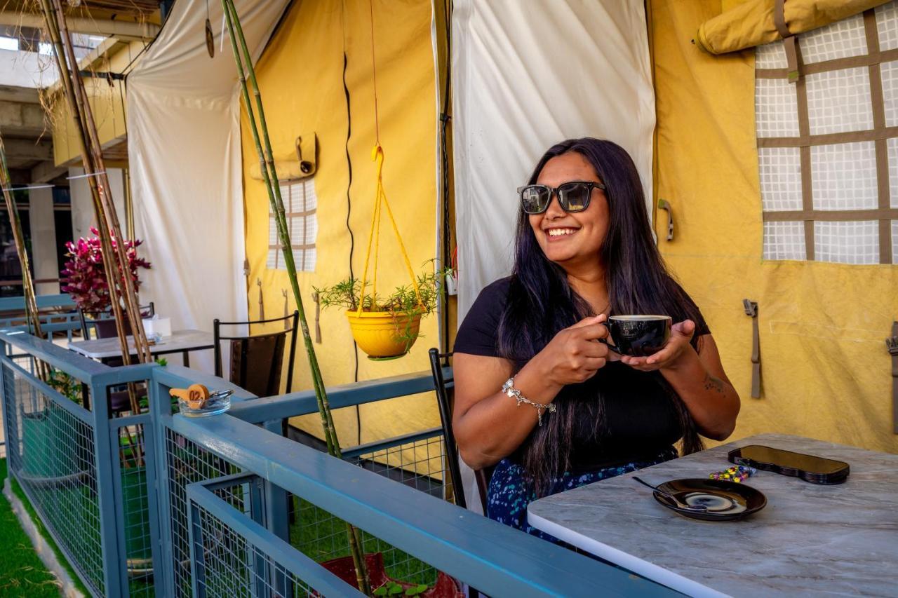 Kalash Parkaze And Tent Inn Pokhara Eksteriør bilde